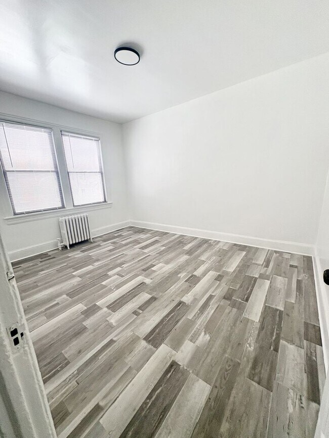 Photo - 5400 LLC - CORPORATE