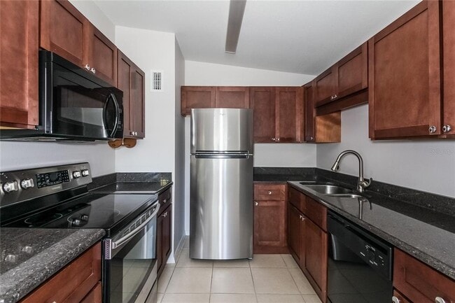 Photo - 1911 3rd Ave E
