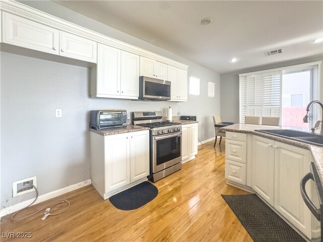 Photo - 3610 Pinnate Dr