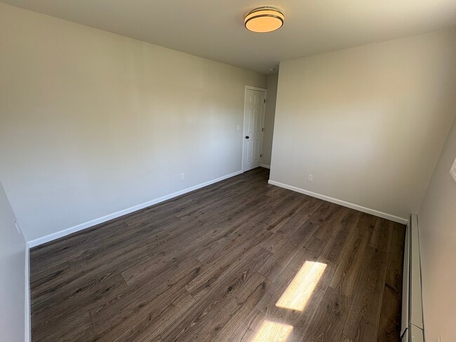 Building Photo - 7 Reil Pl Unit 1