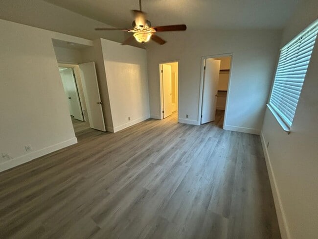 Photo - 3 Bedroom 2 Bathroom Home in Tulare! $300 off First Month's Rent!!!