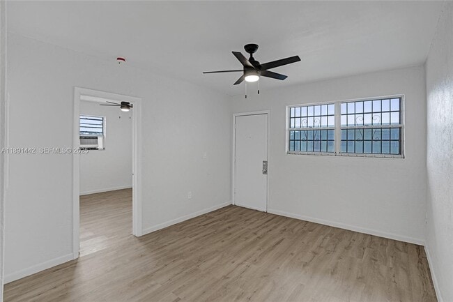 Photo - 14100 NW 24th Ct Unit 302