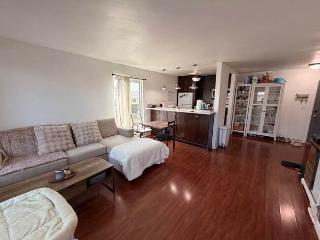 Photo - Spacious Westside 2 Bedroom with Balcony, Upgraded Bathrooms & 2 Gated Parking Spaces