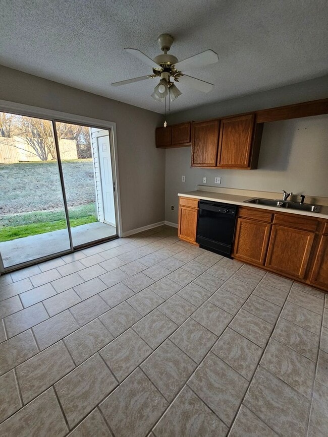 Photo - 2 BR Condo in Thomasville!