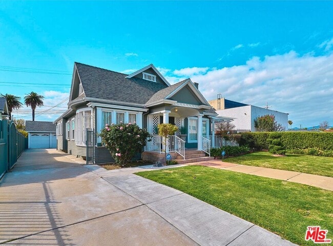 Photo - 1017 4th Ave House