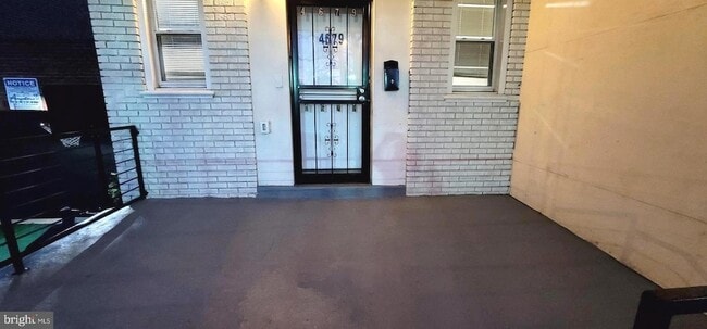 Photo - 4679 N 16th St