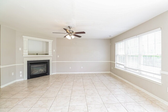 Photo - 112 Bluffton Rd
