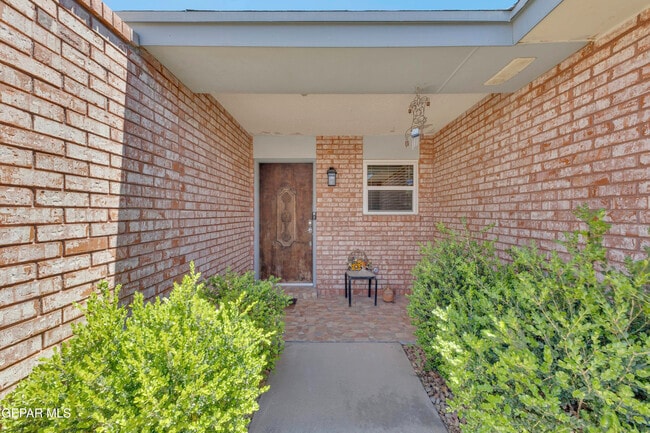 Photo - 7112 Ramada Dr
