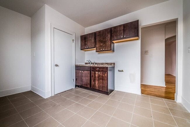 Photo - 5328 W Harrison