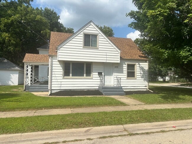 Building Photo - 1205 Van Wie Ave Rental