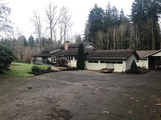 Rural feel in Bothell! - Rural feel in Bothell! House