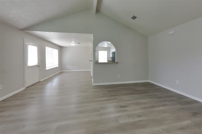 Photo - 1391 Tenderden Dr