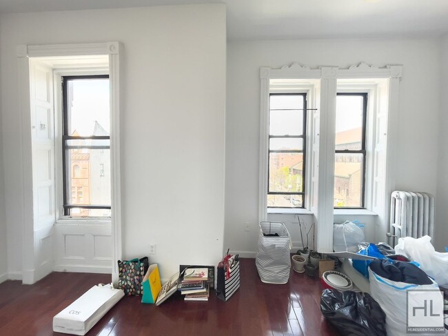 Spacious Clinton Hill 2-Bed 1-Bath / Great... - Spacious Clinton Hill 2-Bed 1-Bath / Great... Apartment Unit 6