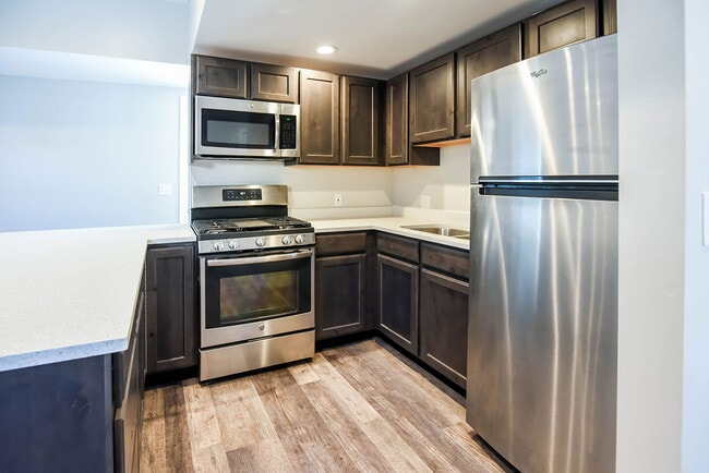 Photo - 951 Washington St Unit B4