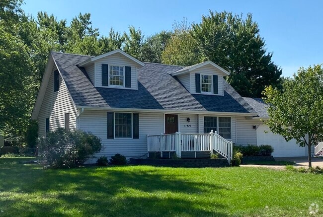 Building Photo - 11420 Terrace Rd NE Rental