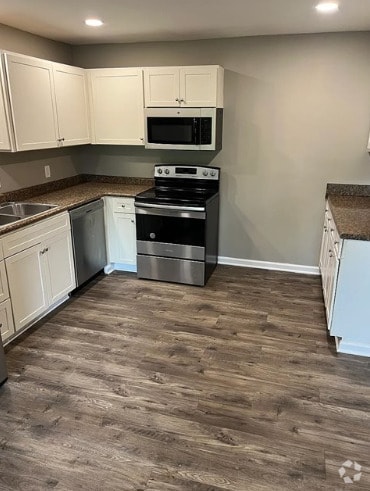 Building Photo - 1614 Cypress Dr Rental