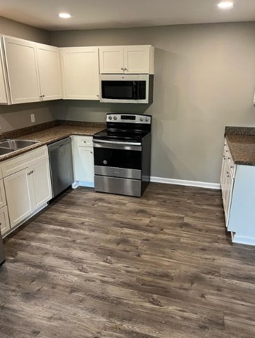 Photo - 1614 Cypress Dr Apartments