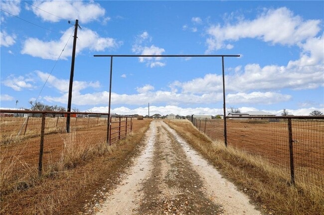 Photo - 13605 Ralph Ritchie Rd