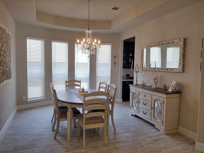 Photo - Beautiful 4 bedroom with a pool!!!