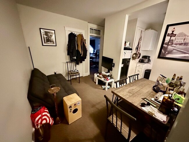 Photo - 829-833 Beacon Unit 1E Unit 1E