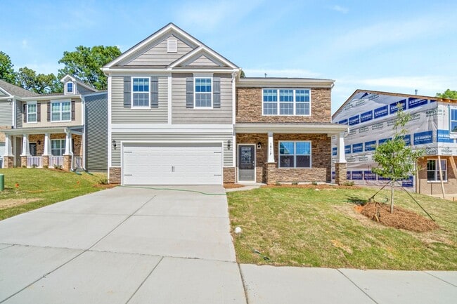 Building Photo - Brand New 5 Bedroom 3 full baths