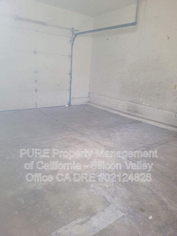 Photo - 68 N White Rd