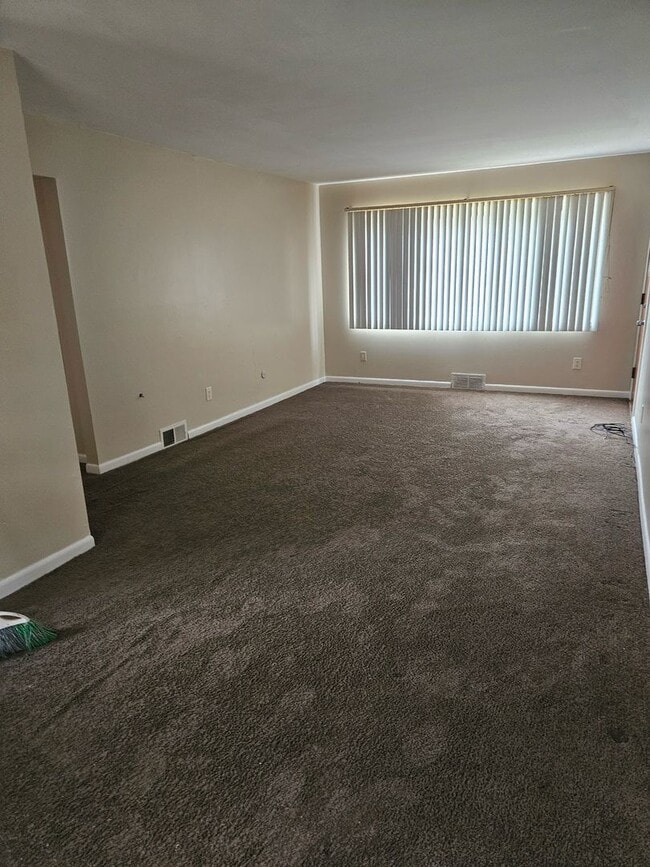 Photo - Westside Condo 2 bedroom 1 bath