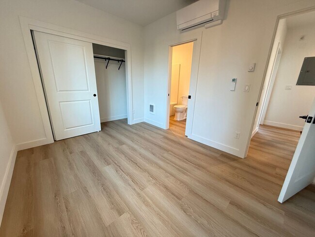 Photo - Brand New Modern 2 Bed/ 1 Bath Triplex - Larkspur