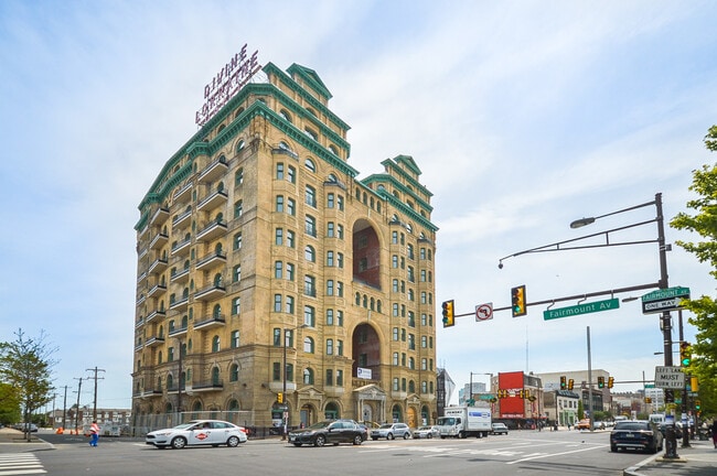 Photo - The Divine Lorraine