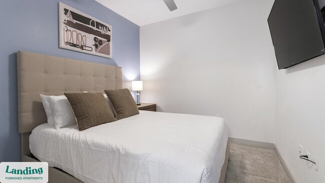 Photo - 1148 N Main St Unidad 212