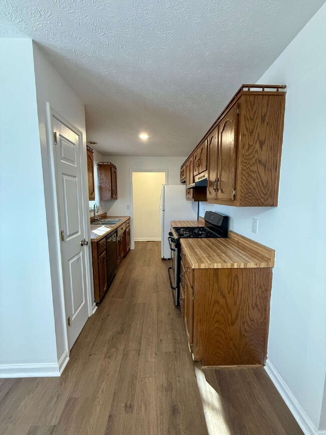 Photo - 3 Bedroom / 2 Bathroom Home in Springfield