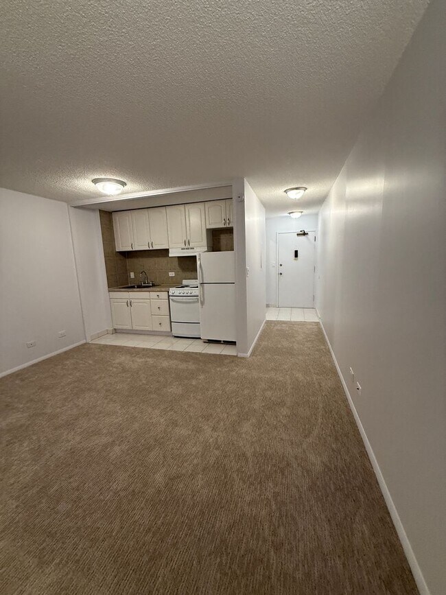 Photo - Fairway Villa Waikiki studio for rent