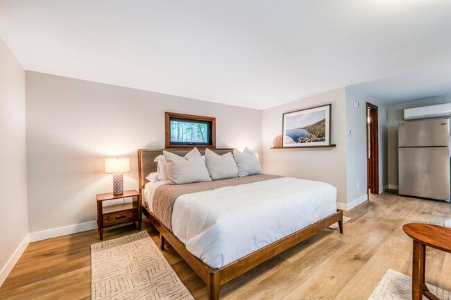 Photo - 1241 Birchmont Beach Rd NE Unit B