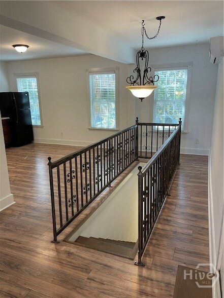 Photo - 508 E Liberty