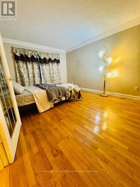 Photo - 4562 Penhallow Rd