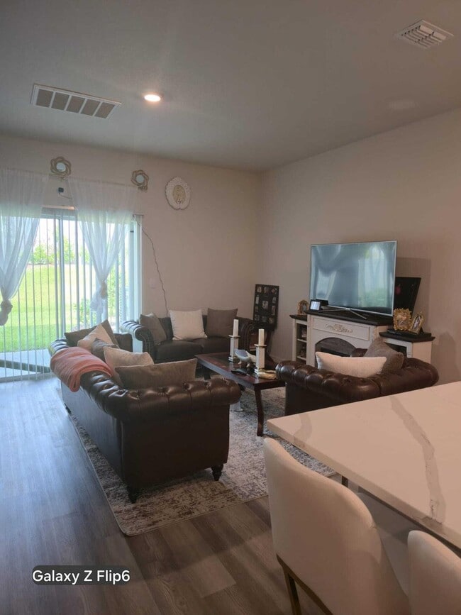 Photo - 12865 SW Forli Wy