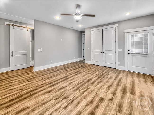 Photo - 417 W 32nd St