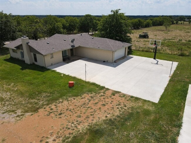 Photo - 255 Frog Pond Rd