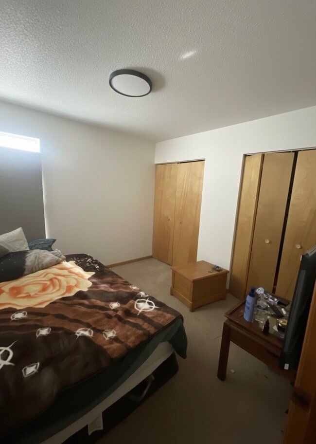 Photo - 1527 Blake Ave