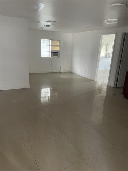 Photo - 2120 SW 51st Ct