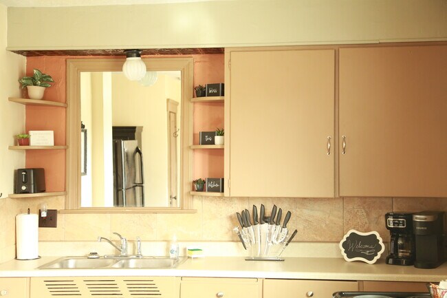 Photo - 545 E Buchtel Ave Unit 2