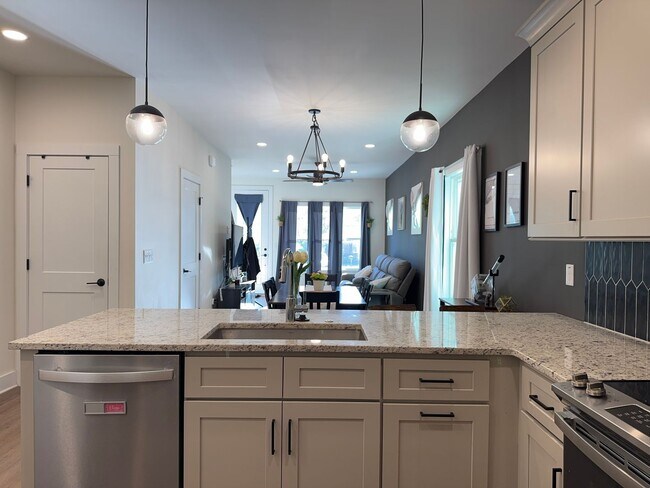 Photo - Tastefully Built Modern Durham Home