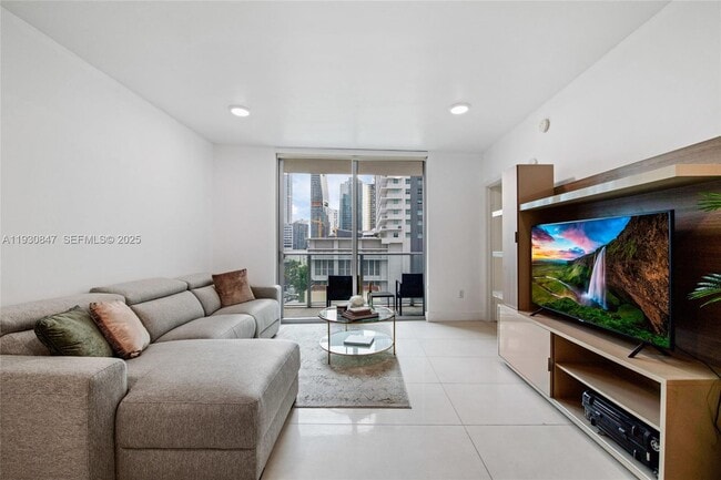 Building Photo - 1100 S Miami Ave Unit 702