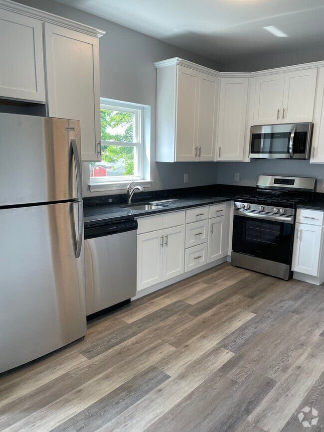 Building Photo - 3511 Gray St Unit 106 Rental
