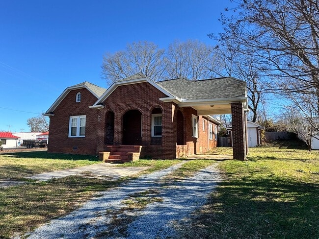 Photo - 3/2 in Kings Mountain, NC