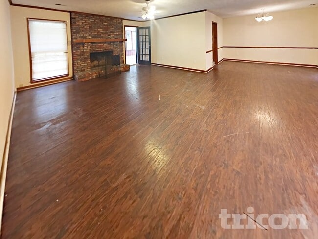 Photo - 20 Lakeside Dr