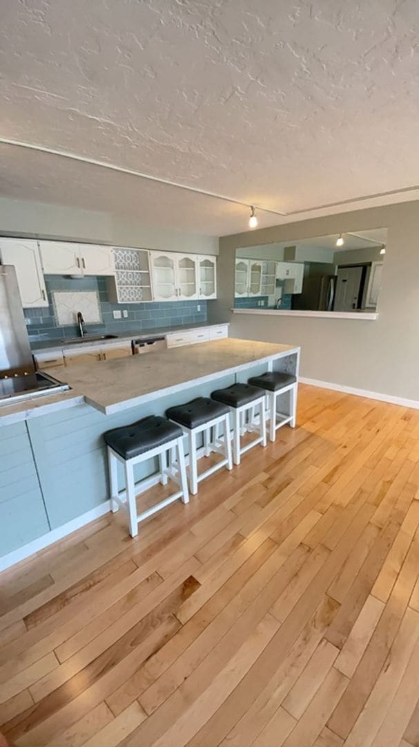 Photo - AVENUES Deluxe 1 bed 2 bath Condo Unit 303