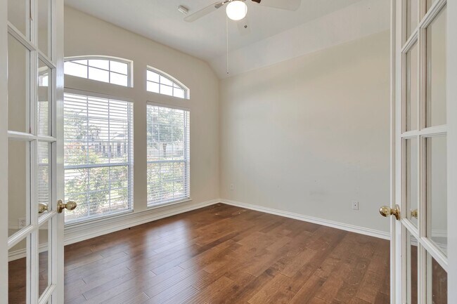 Photo - 11811 Newport Shore Dr
