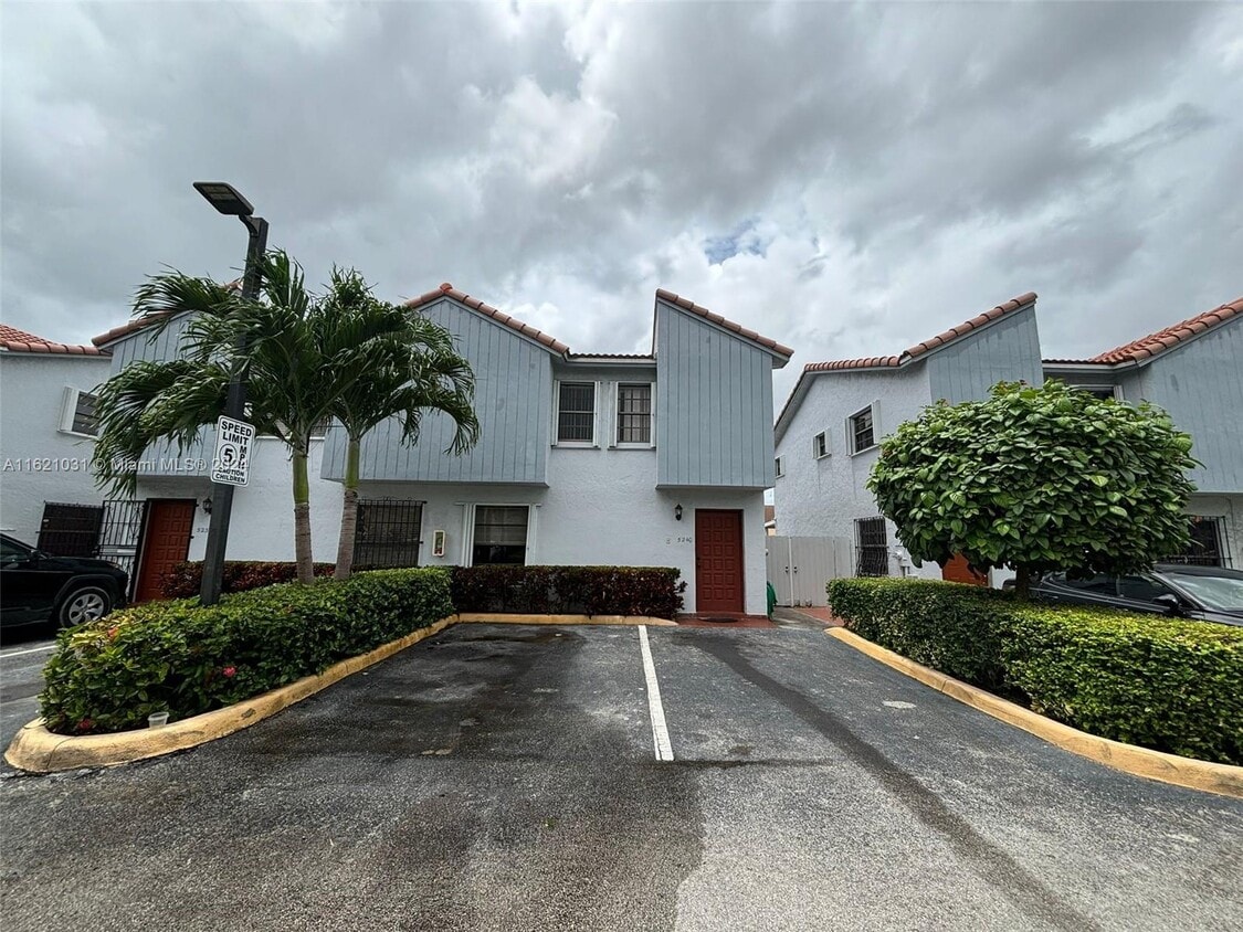 Photo - 5240 W 24th Ct (Hialeah, FL)