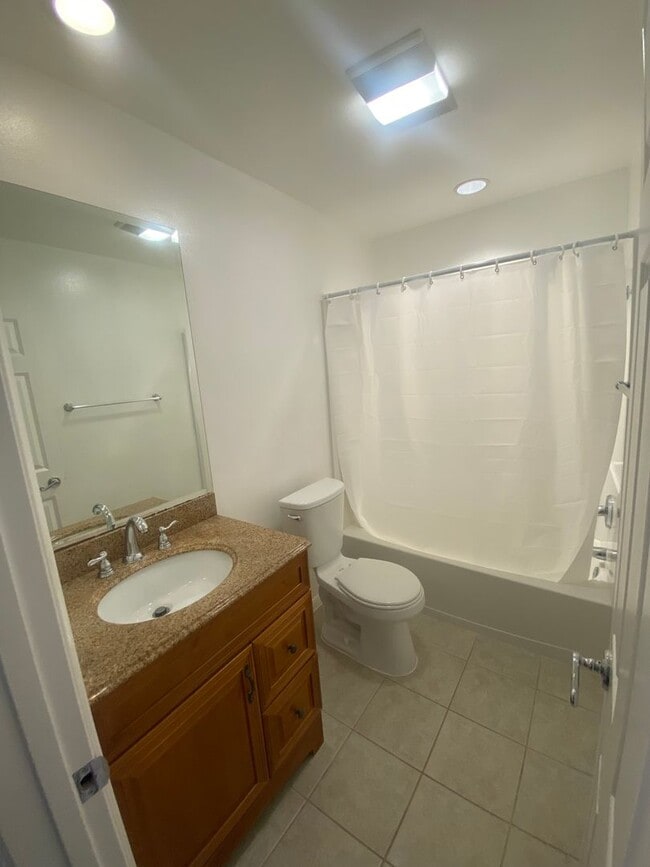 Photo - Beautifully Renovated 2 Bed/2 Bath Apartme...